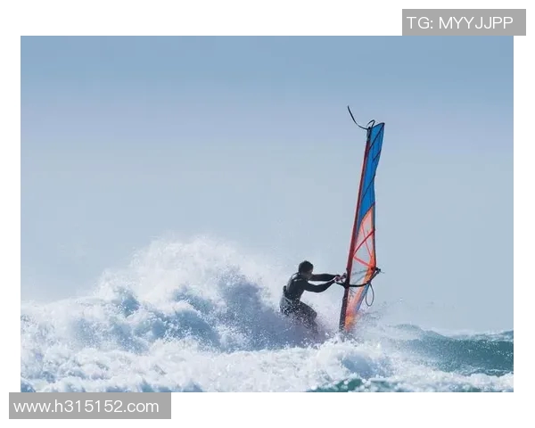 时尚与舒适兼备 潜水泳装引领水中运动新潮流