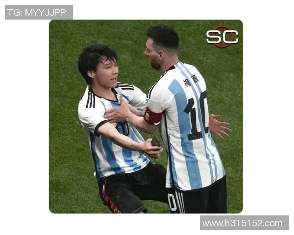 与足球明星亲密接触的瞬间我和他们的合影记录了美好的回忆 与足球明星亲密接触的瞬间我和他们的合影记录了美好的回忆